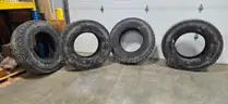 Set of 4 Used MICHELIN XZY 3 425/65 R22.5 Tires