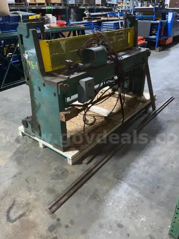 Wysong A-72 PS-1 72" 16GA Heavy Duty Metalworking Sheet Metal Brake w/Footswitch & Other Accessories #173