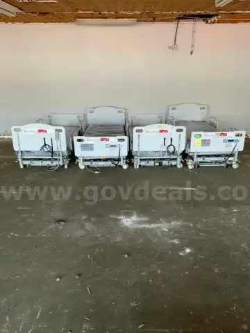 Lot of 4 Joerns Camtec RecoverCare RC 500 3605S Electric Bariatric Homecare Hospital Bed