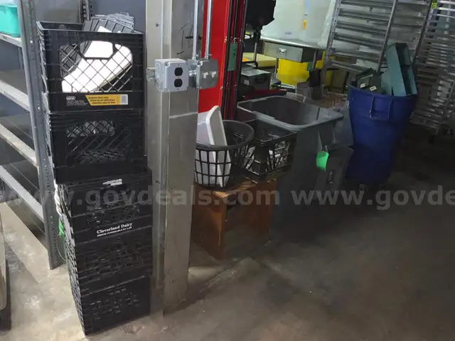 Huge Lot of Approximately 50 Cloverland Rubbermaid Parts Bins Milk Crates Storage Containers Recycle &#x26; Trash Cans #T5