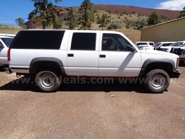 1999 Chevrolet Suburban 2500 4x4