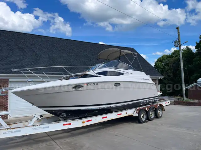 2008 REGAL CABIN CRUISER