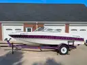 Four Winns Boat