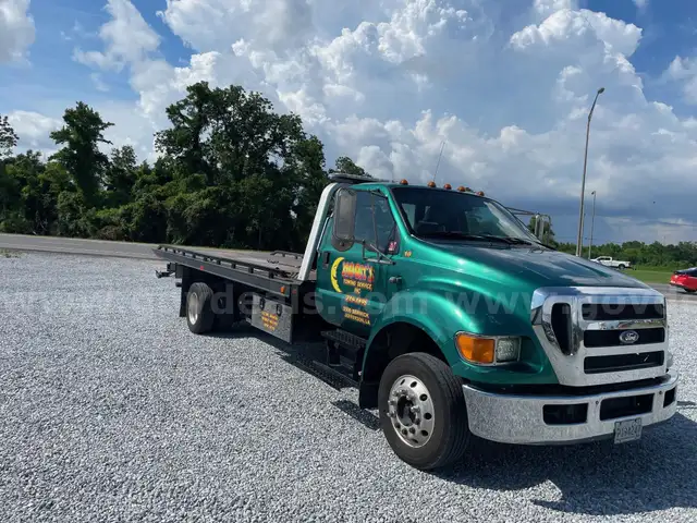 2008 Ford F-650