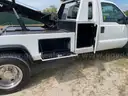 2010 Ford F-450 SD Cab & Chassis with a Chevron Wrecker Body