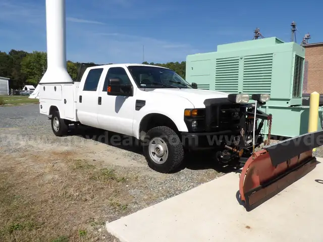 2008 Ford F-350 SD XL Crew Cab 4WD