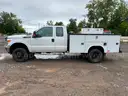 2015 Ford F-350 XL Super Duty 4x4 Crew Cab Utility Truck
