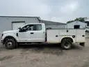 2018 Ford F-350 XL Super Duty Crew Cab 4x4 Utility Truck
