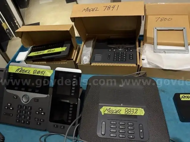Lot of 230 Cisco Phones Various Models