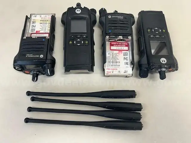Lot of Motorola APX6000 and APX 6500 Radios