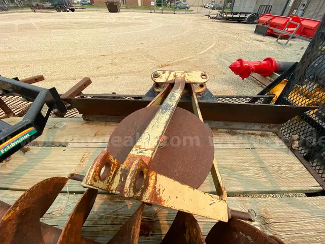 Cat 1 - 3 Point Blade