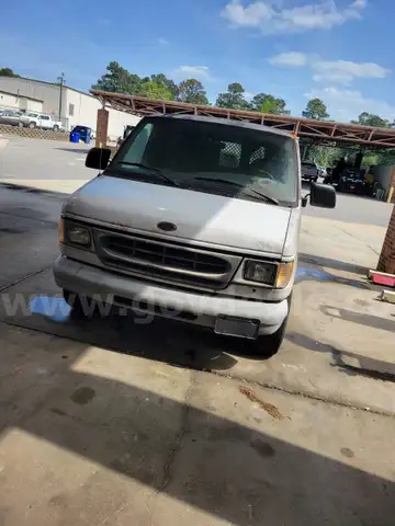 2000 Ford Econoline