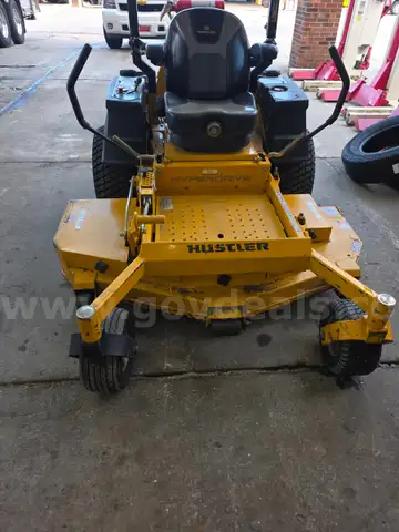 HUSTLER MOWER
