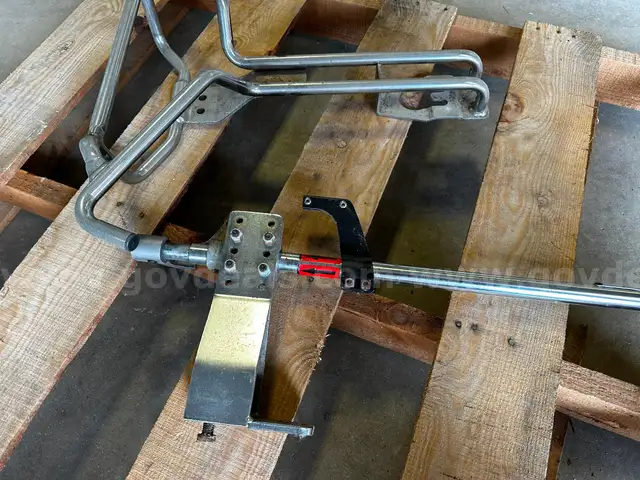 Stryker Ambulance Cot Yoke and Lock