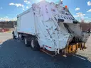 2010 Peterbilt 367 25 Yard Trash Truck