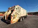 2015 MACK LE613 Trash Truck - Split Body