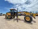 2018 John Deere 670G