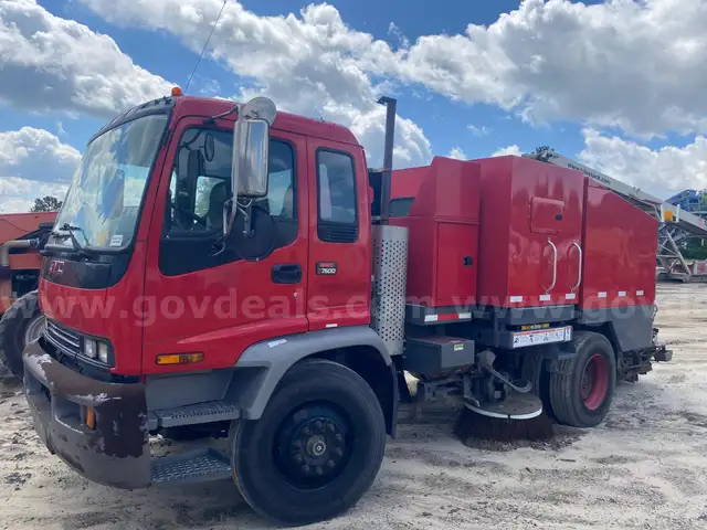 2009 GMC Elgin Eagle Sweeper Truck