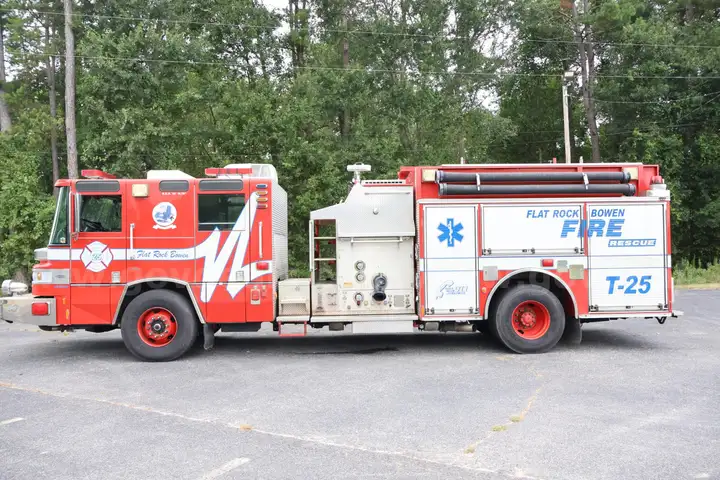 2005 Pierce Quantum
