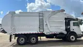 2014 Mack MRU613 McNeilus 30 Cu Yd Front Load Garbage Truck