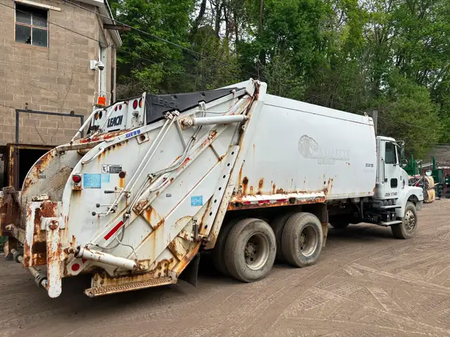 25 Yard   Leach Read Load Packer