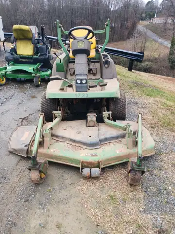 2005 JOHN DEERE 1435 FRONT DECK MOWER  DIESEL