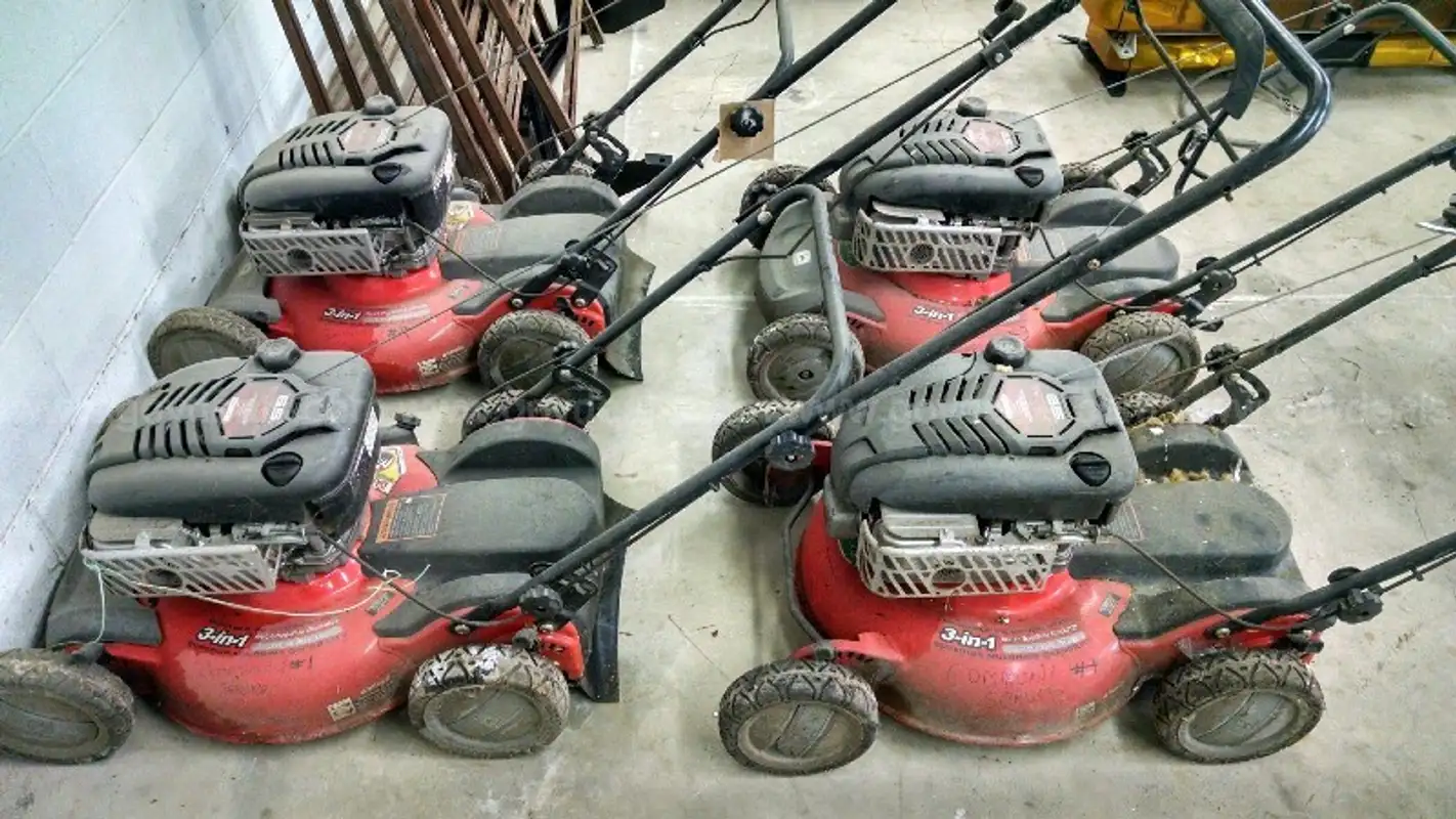 4) Scotts by John Deere hp self-propelled push mowers GovDeals