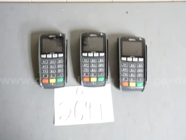 3 ingenico card readers