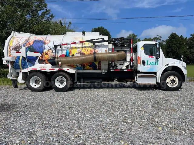 2015 Freightliner M2 - ODB Leaf Collection Truck - Low Mileage Chassis