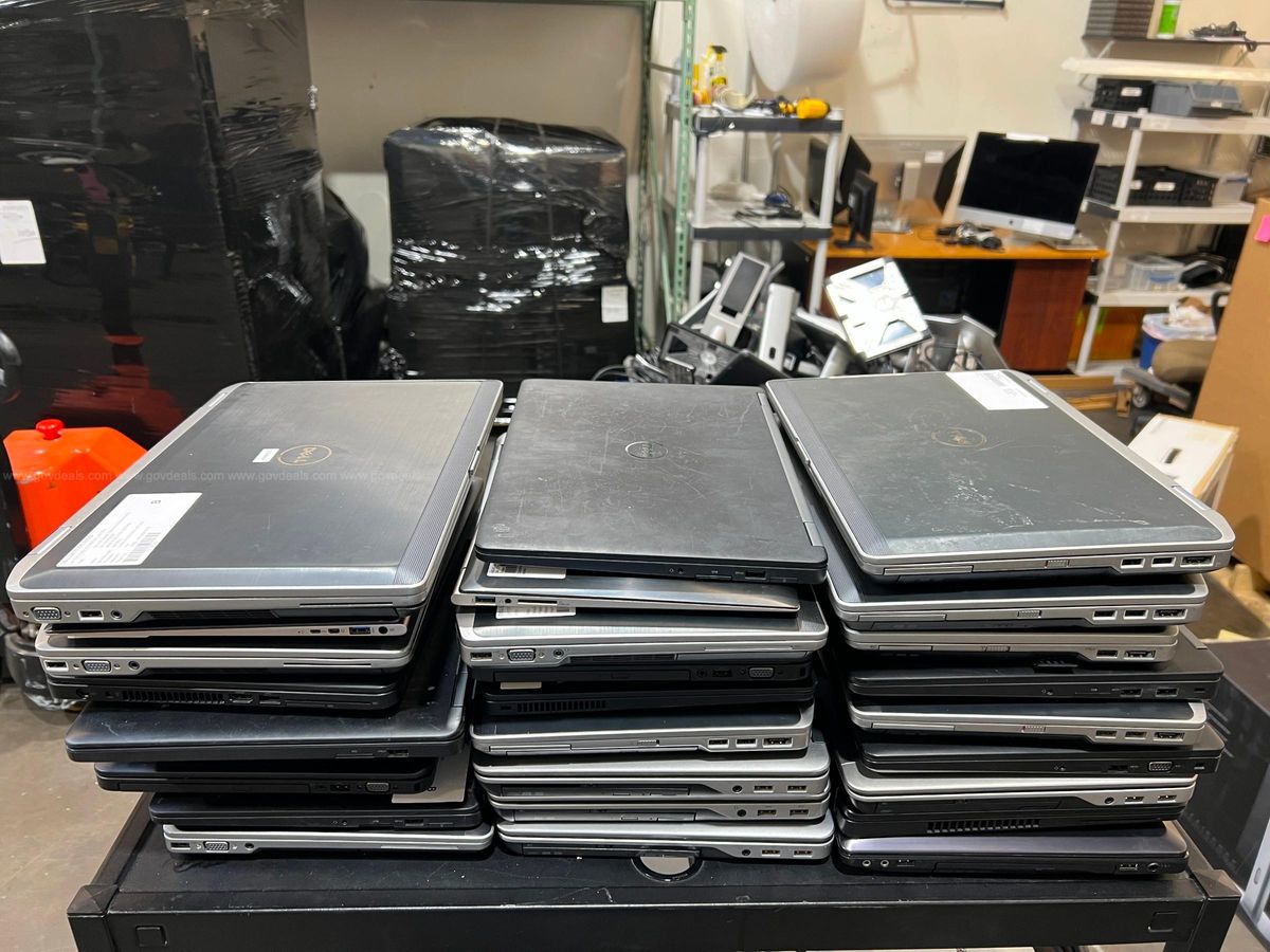 One Lot Of 27 Dell / Lenovo / Asus Laptops Mixed Models R2 Ready For ...