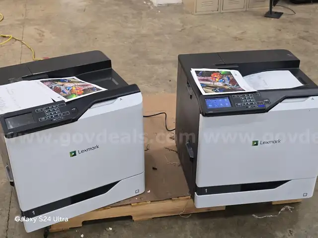 2 printers Lexmark CS820 color laser printer
