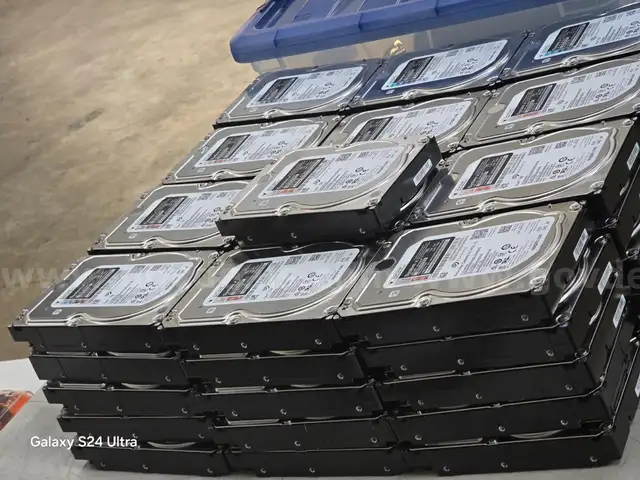 Lot of 72 Hard drives  SEAGATE SAS HDD 3.5&#x22; 6TB, 8TB