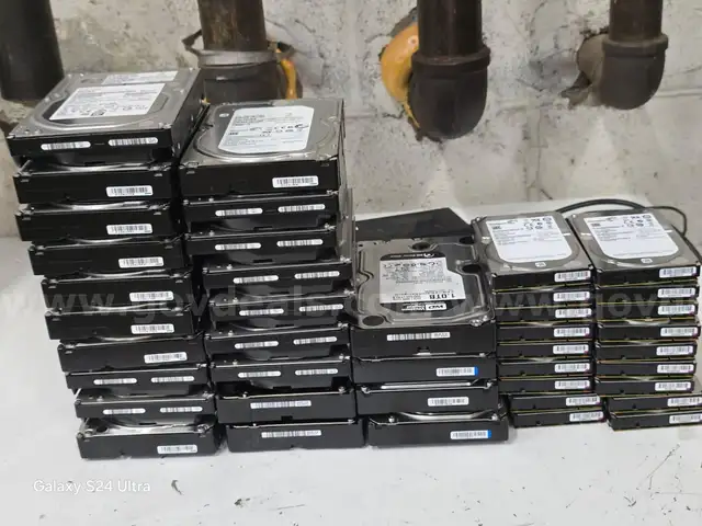 Lot of 41 Hard drives SATA 3.5" and 2.5"- 4TB, and 1TB READY FOR SALE
