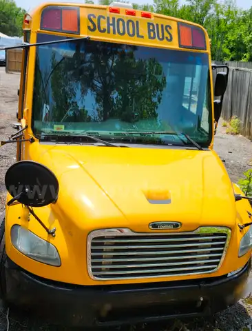 2018 Freightliner B2 Bus