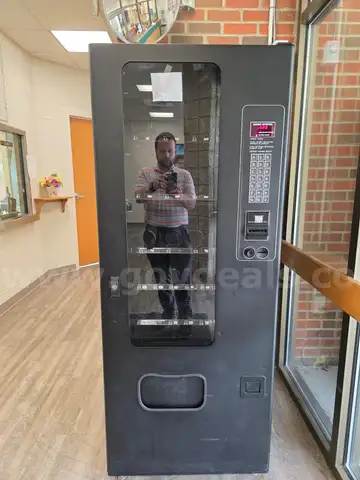 (3) Vending Machines takes coins and bills