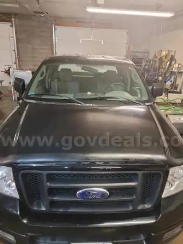 2005 Ford F-150 STX Super Cab Pickup 4x4