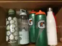 1 Lot  1 Blender 6 Water Bottles (JK)