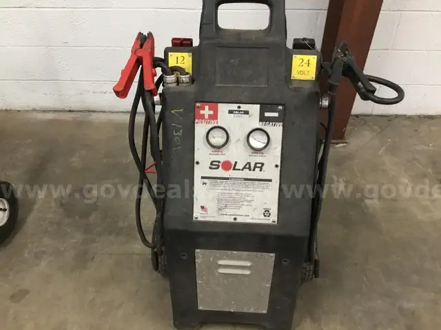 Solar Commercial Jump Starter 501-04100-09999
