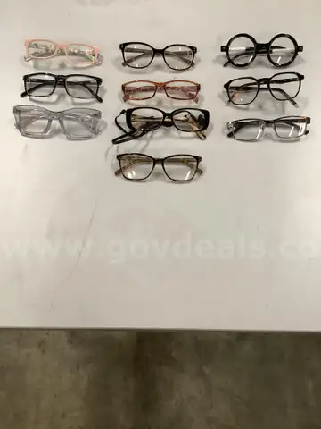 Miscellaneous glasses (10)  &#x22;DH&#x22;