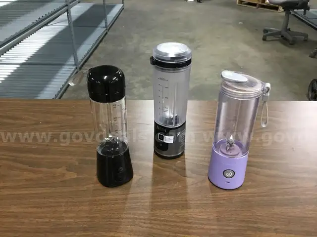 3 Mini Blenders
