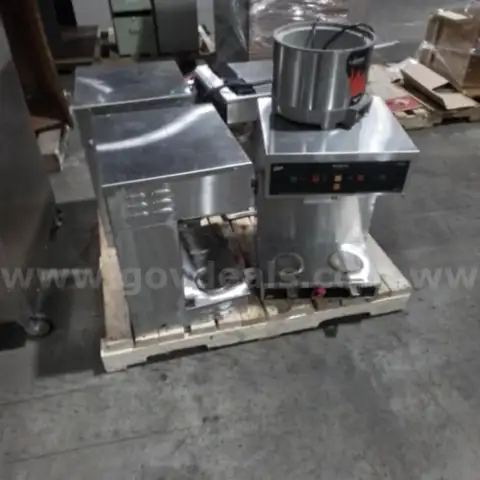 Lot of Kitchen Equipment- Coffee Brewer, Coffee Machines, Food Warmer (5) &#x22;JM&#x22;