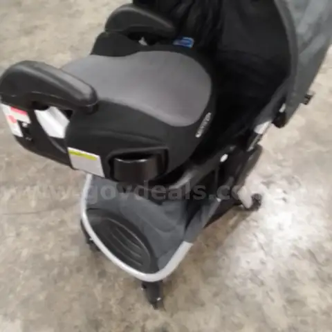Graco Stroller and Toddler Car Seat "JM"