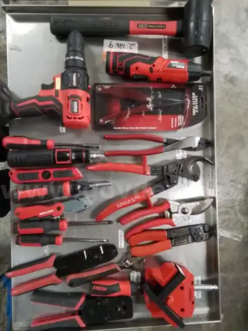 1 Lot of Miscellaneous Tools