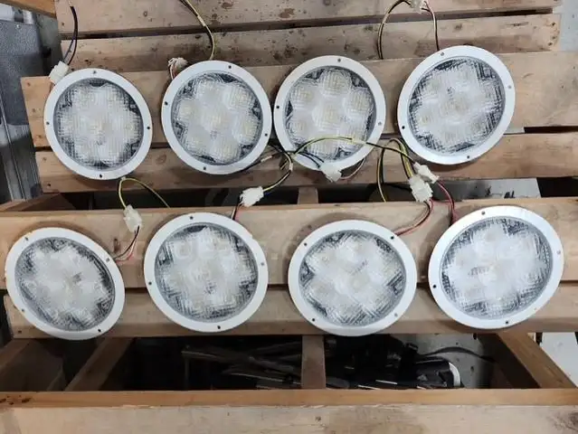 LED Lighting package of 8