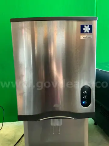 Manitowoc RNS12A-161 Nugget Ice Maker and Water Dispenser