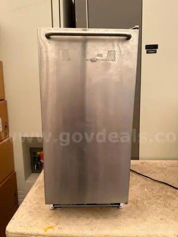 Scotsman CU50 Undercounter Gourmet Cube Ice Maker