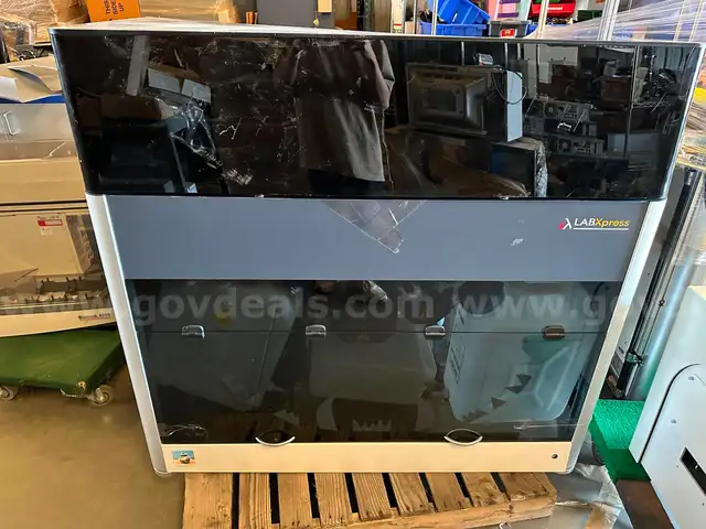 One Lambda LabXpress 2180 Pipette Automation System