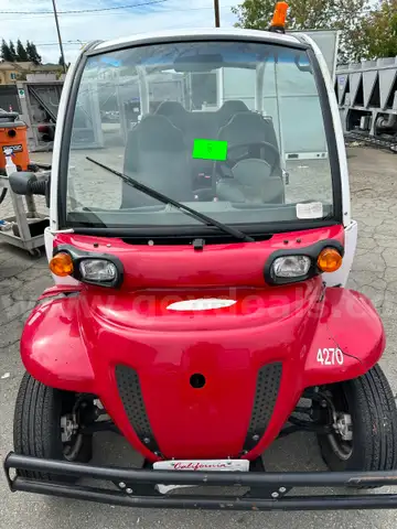 2011 Gem E4 Golf Cart