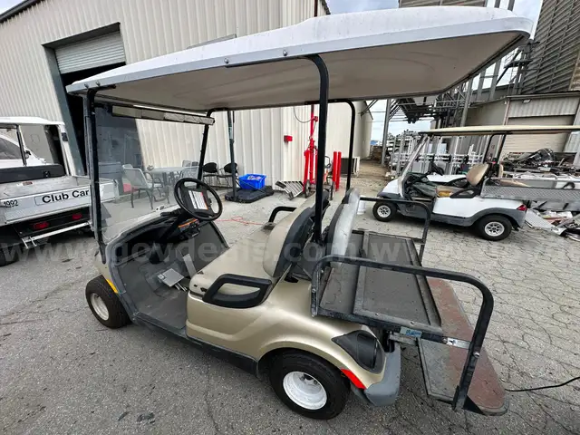 Yamaha Golf Cart