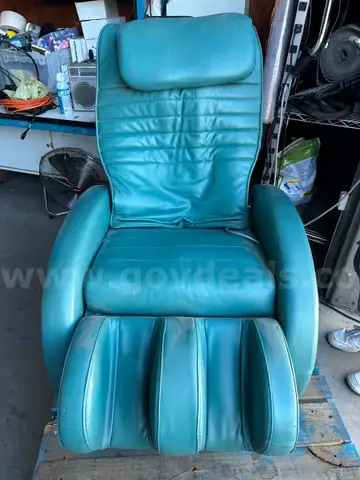 Osim OS-712 Millennium Full Body Massage Chair